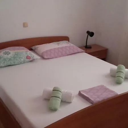 Summer Apartment Lumbarda